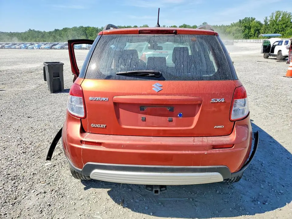 2011 SUZUKI SX4   
