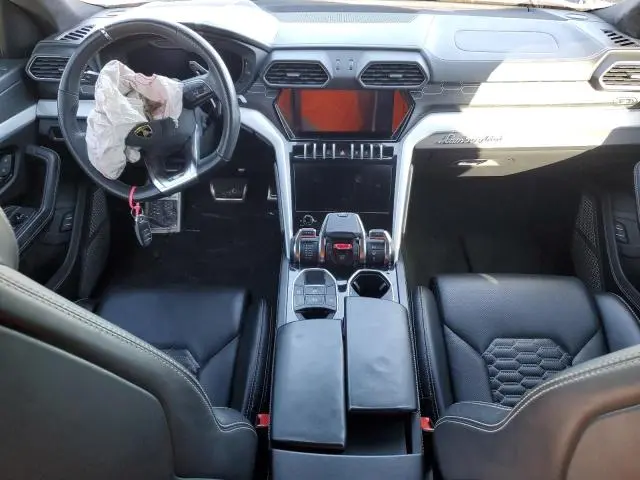 2020 LAMBORGHINI URUS   