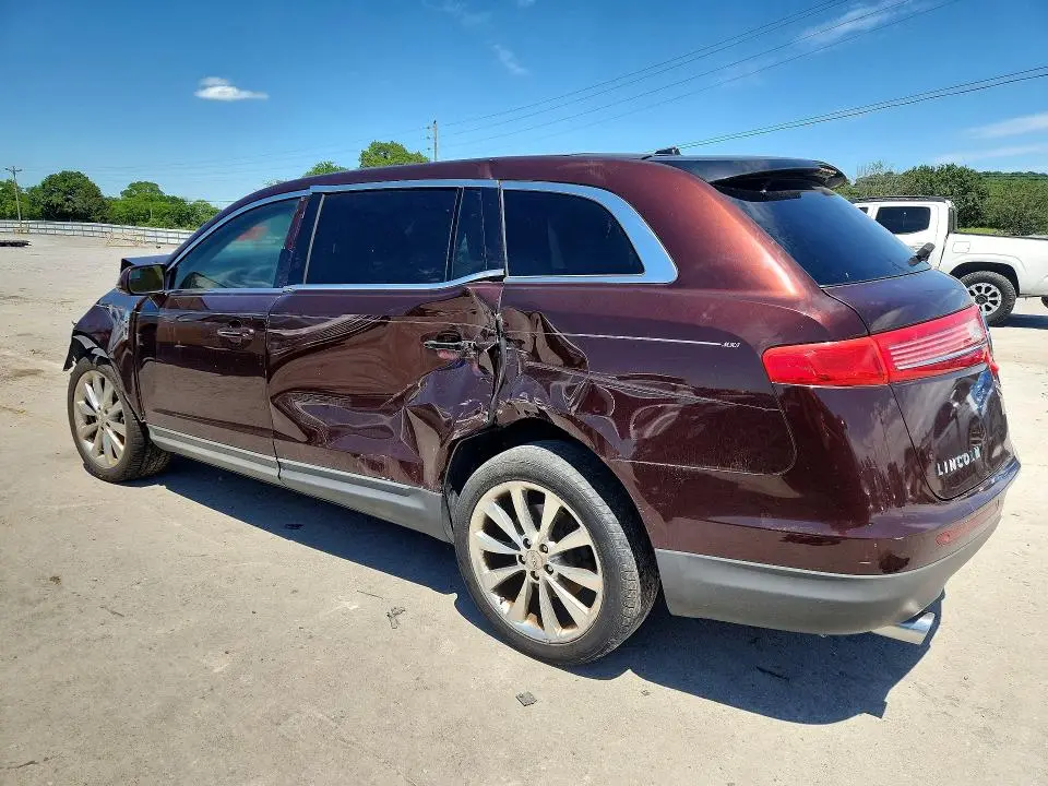 2010 LINCOLN MKT   