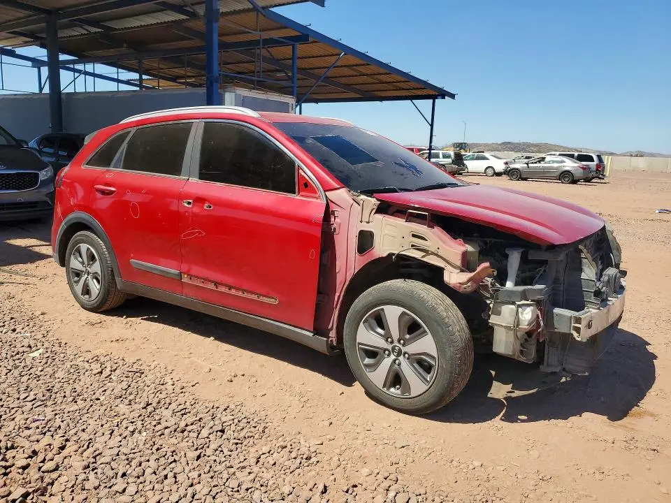 2017 KIA NIRO LX  