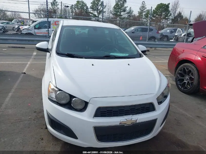 2016 CHEVROLET SONIC LT AUTO