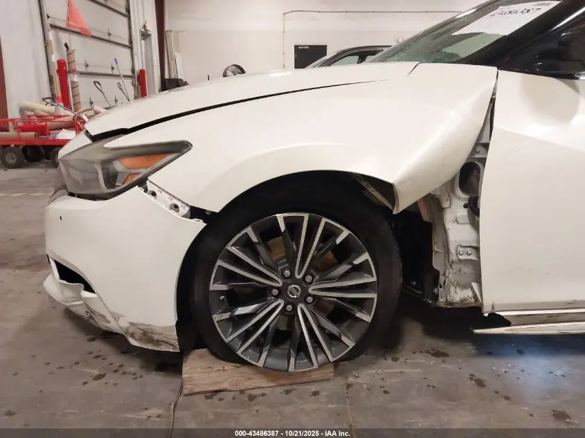 2017 NISSAN MAXIMA 3.5 PLATINUM