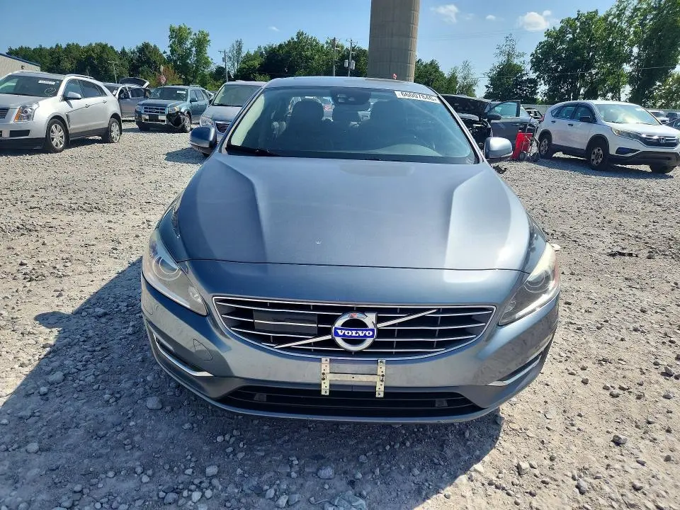 2017 VOLVO S60 PLATINUM  