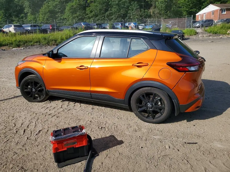 2024 NISSAN KICKS SV  
