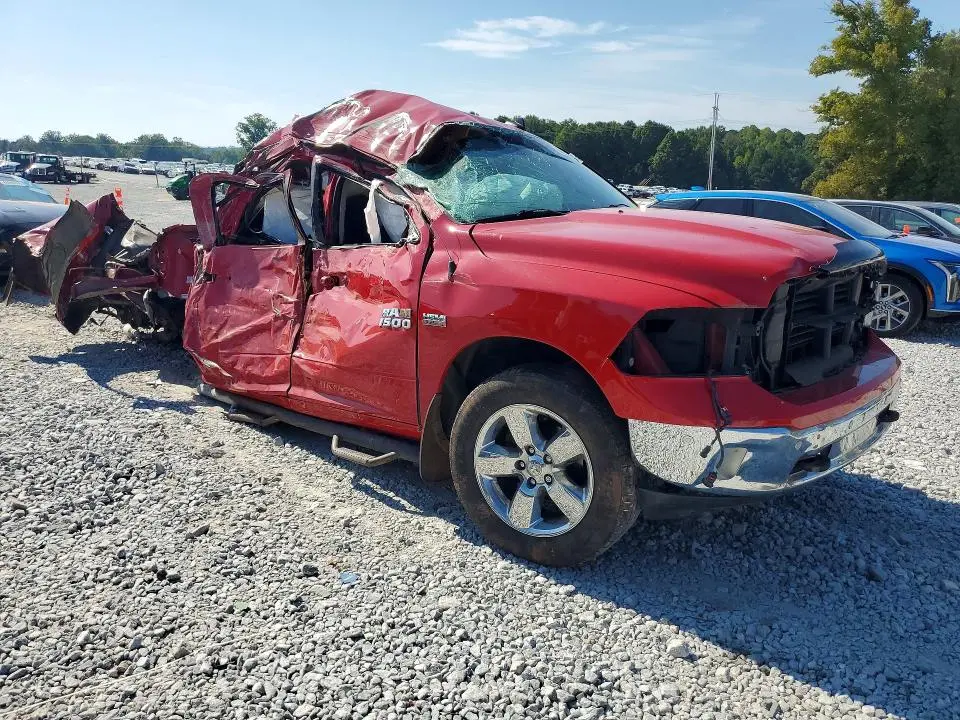 2017 RAM 1500 SLT  
