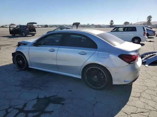 2019 MERCEDES-BENZ A 220  
