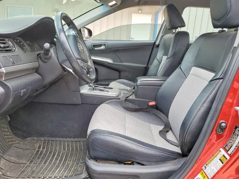 2012 TOYOTA CAMRY SE  