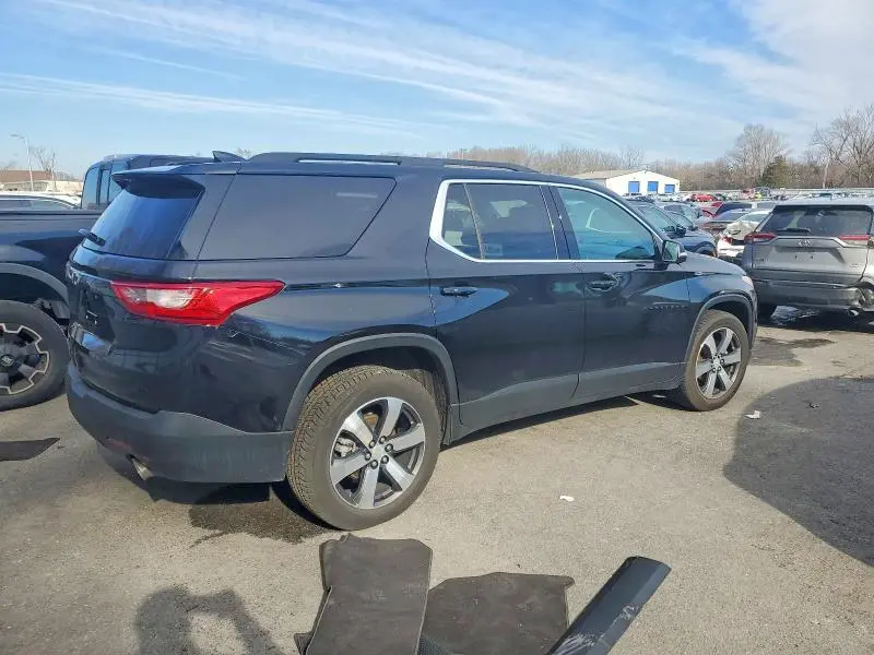 2021 CHEVROLET TRAVERSE LT  