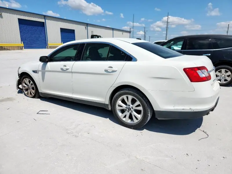 2010 FORD TAURUS SEL  
