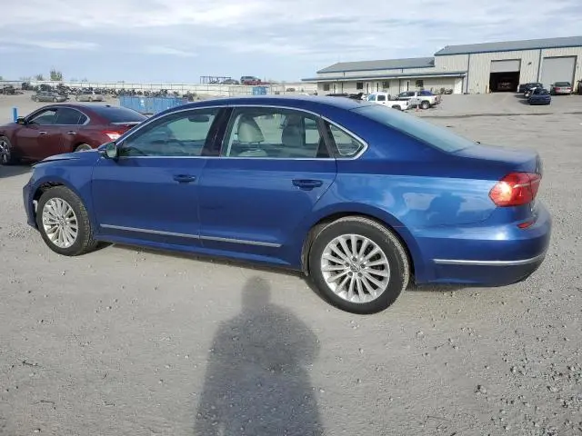 2016 VOLKSWAGEN PASSAT SE  