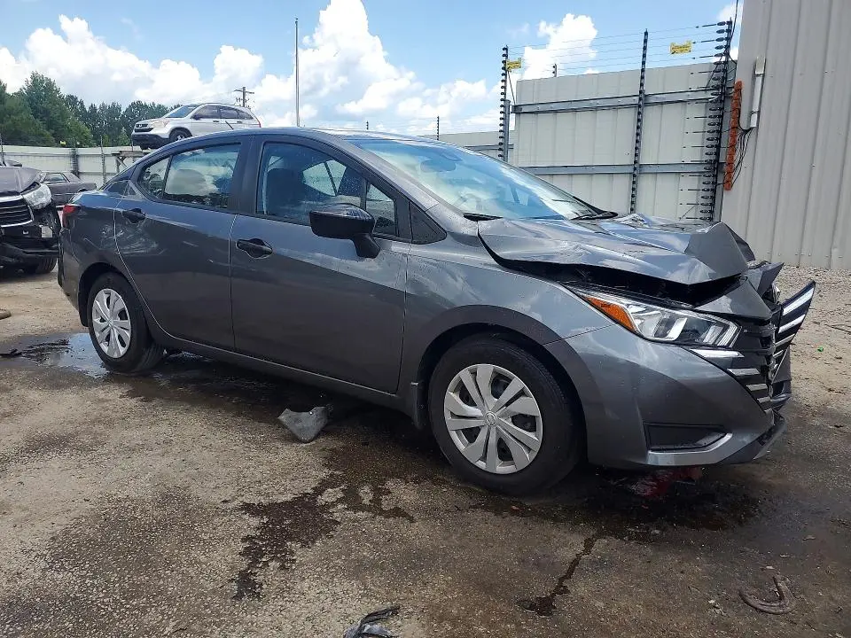 2024 NISSAN VERSA S  