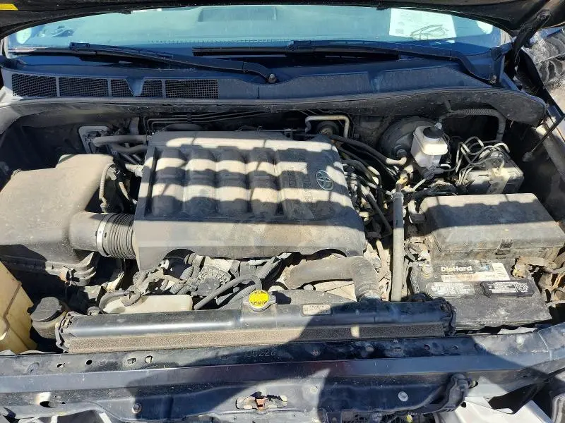 2012 TOYOTA SEQUOIA SR5  