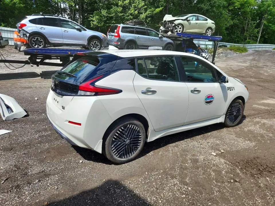 2025 NISSAN LEAF SV PLUS  