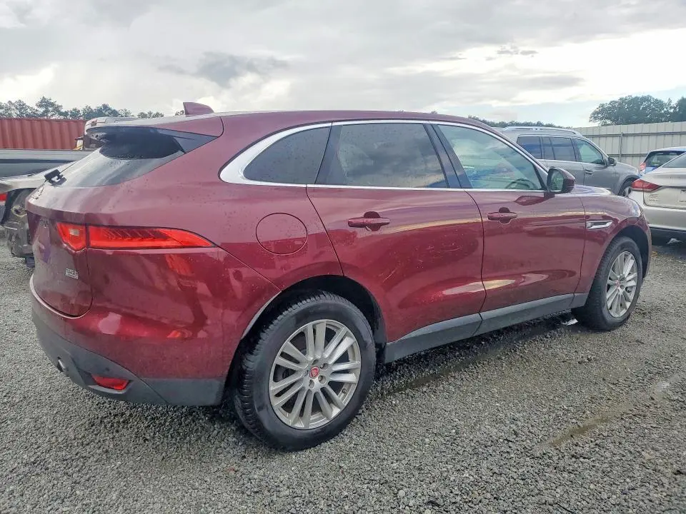 2017 JAGUAR F-PACE PRESTIGE  