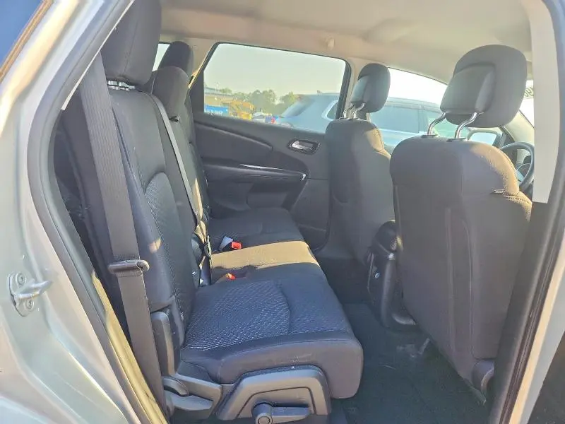 2012 DODGE JOURNEY SXT  