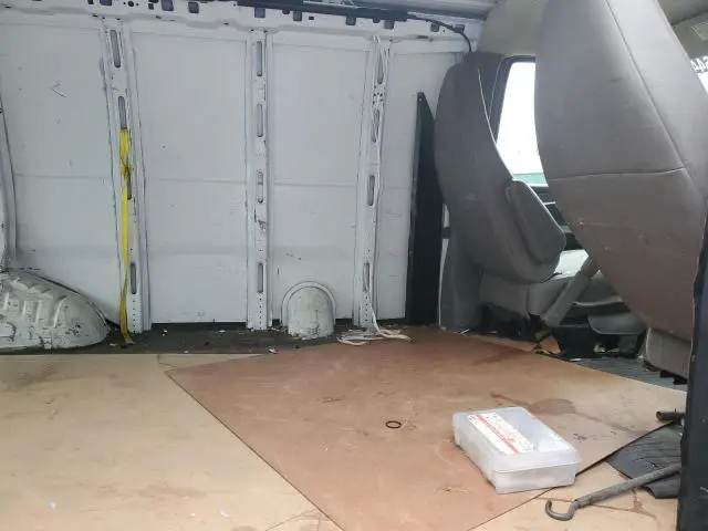 2011 CHEVROLET EXPRESS G2500   