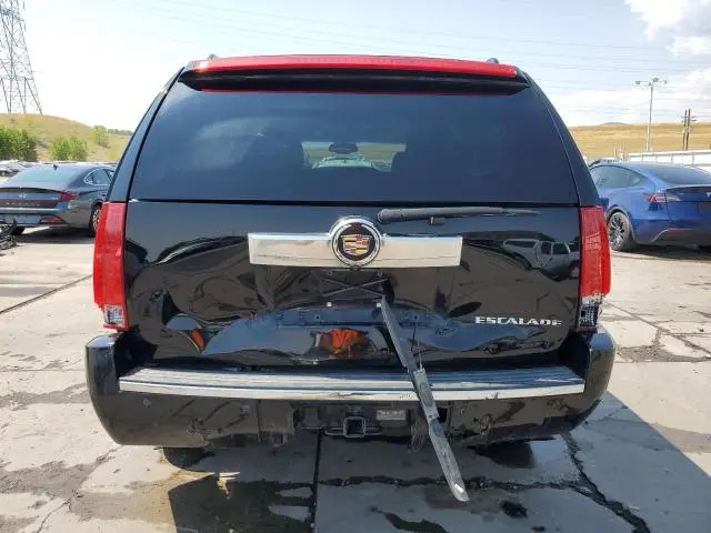 2014 CADILLAC ESCALADE LUXURY  