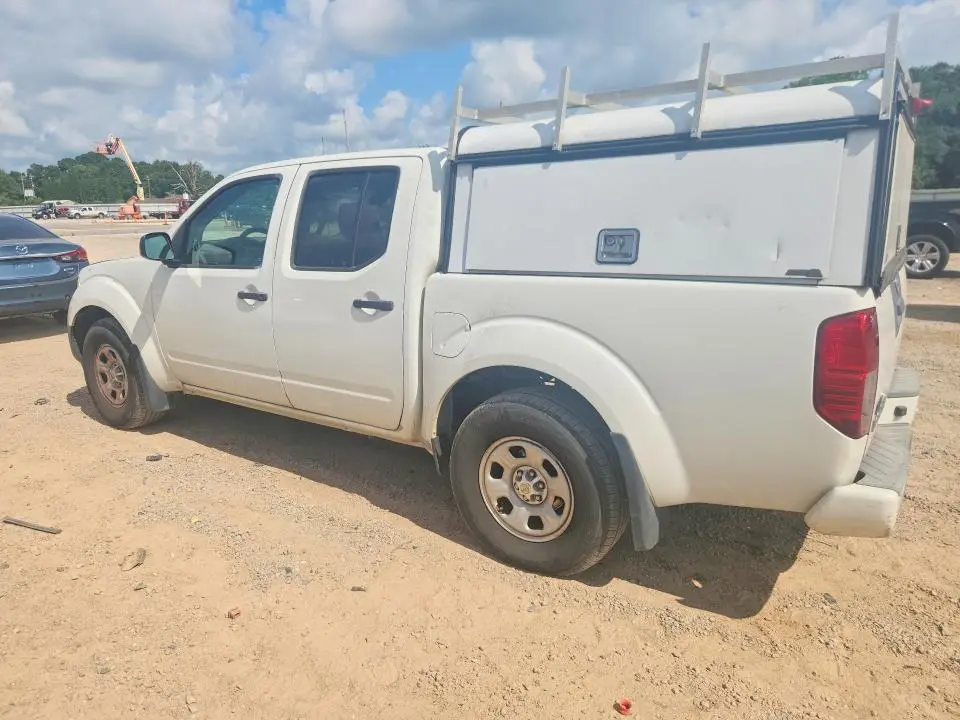 2017 NISSAN FRONTIER S  