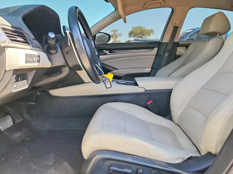 2018 HONDA ACCORD TOURING  
