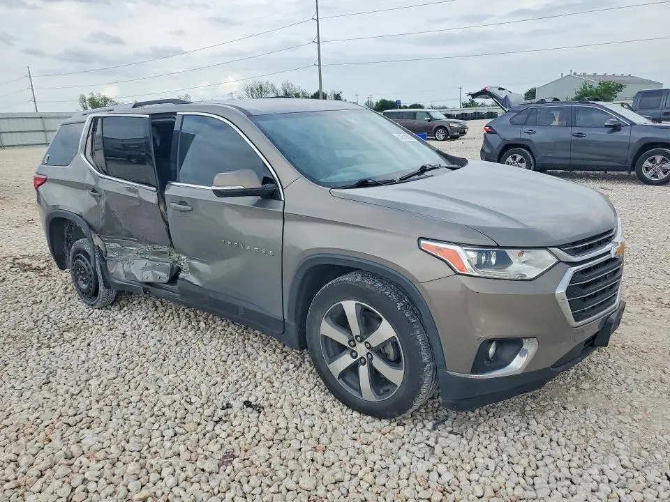2018 CHEVROLET TRAVERSE LT  