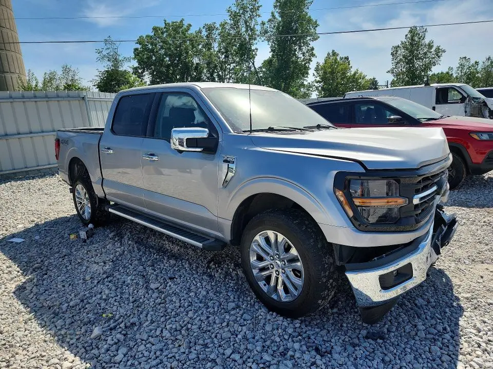2024 FORD F150 XLT  