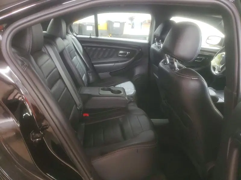 2016 FORD TAURUS SHO  