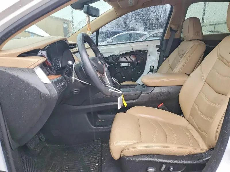 2017 CADILLAC XT5 PLATINUM  