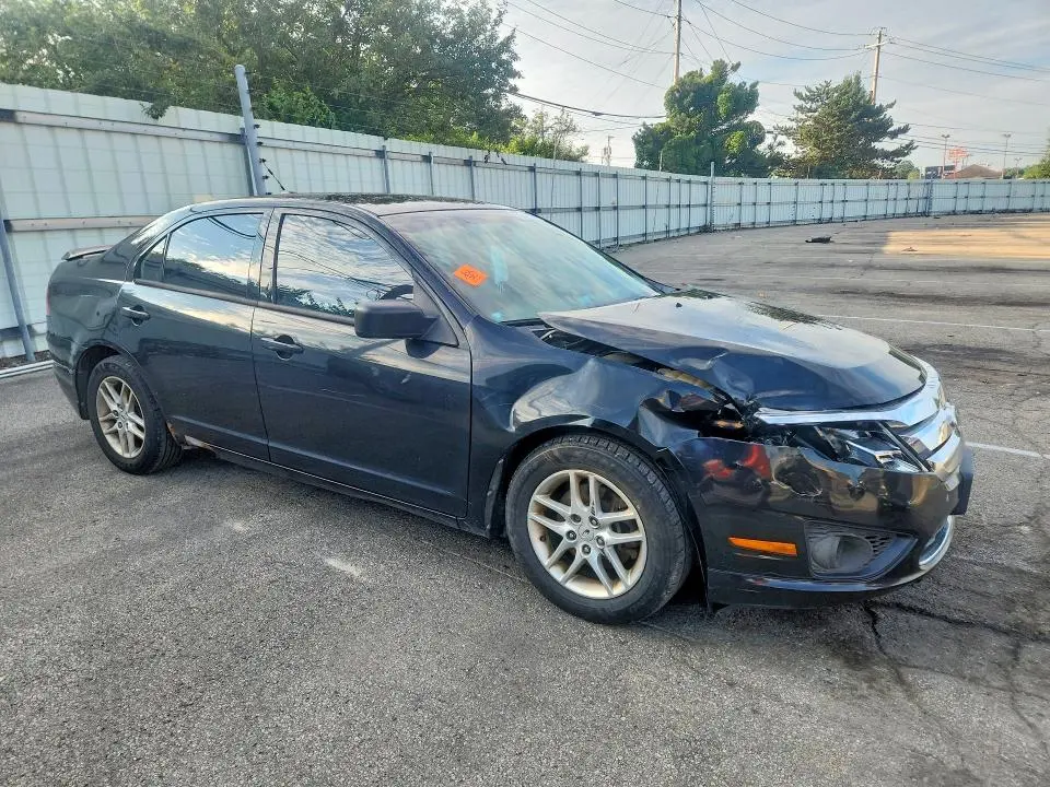 2011 FORD FUSION S  