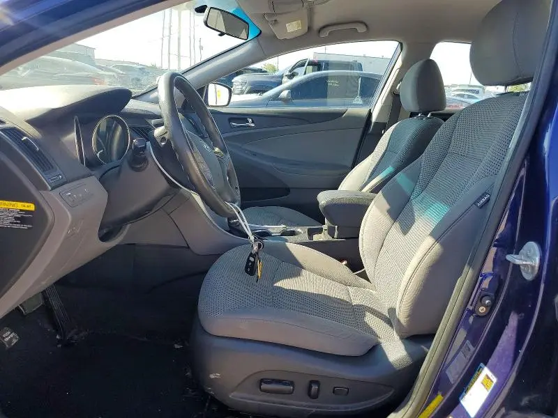 2011 HYUNDAI SONATA GLS  
