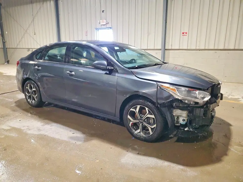 2019 KIA FORTE LXS  