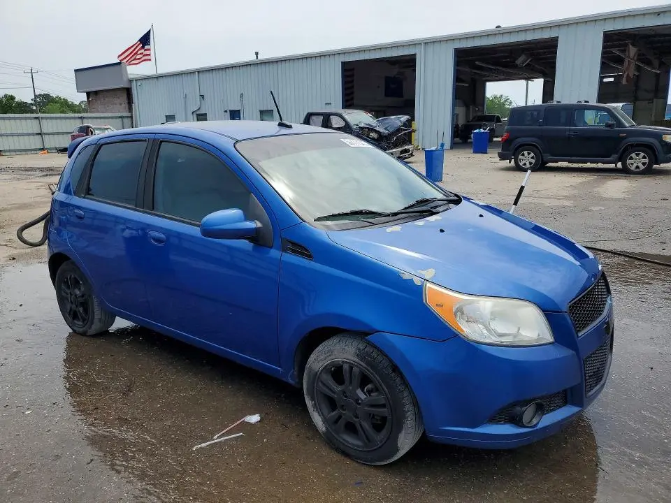 2010 CHEVROLET AVEO LT  