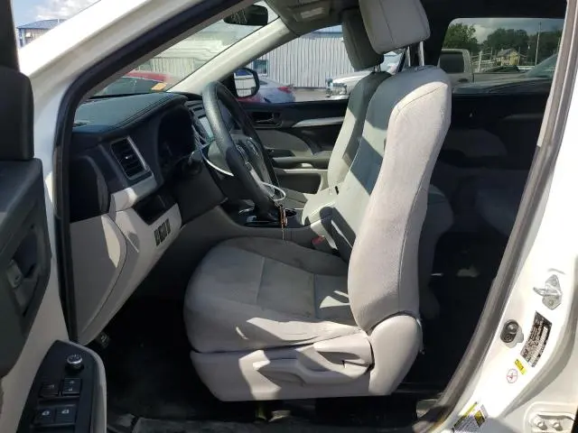 2016 TOYOTA HIGHLANDER LE  