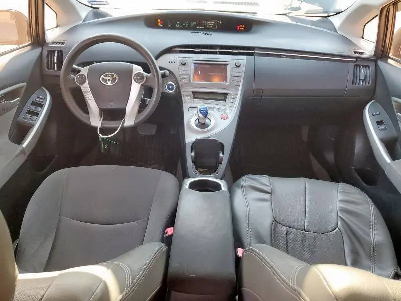 2012 TOYOTA PRIUS   