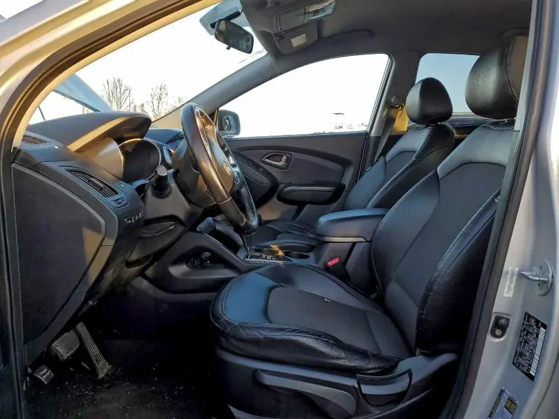 2011 HYUNDAI TUCSON GLS  