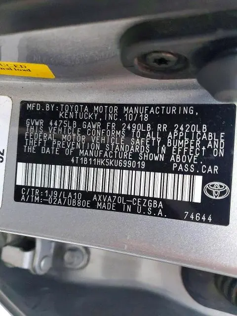 2019 TOYOTA CAMRY XLE  