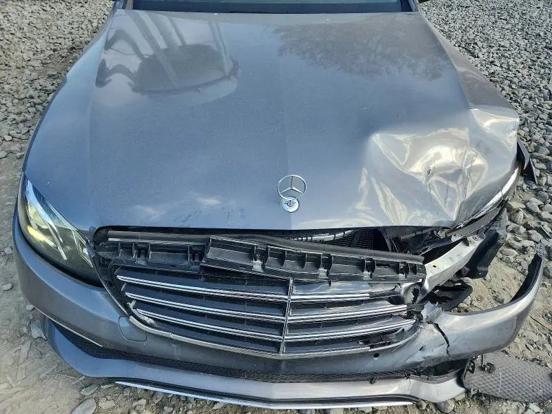 2017 MERCEDES-BENZ E 300 4MATIC  