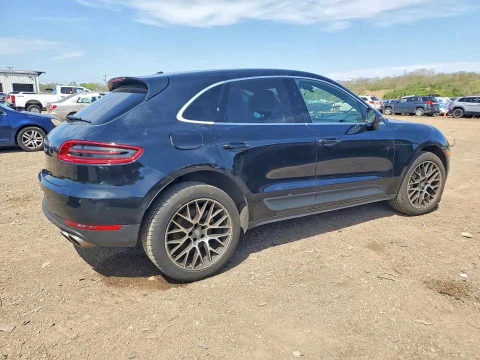 2018 PORSCHE MACAN S  