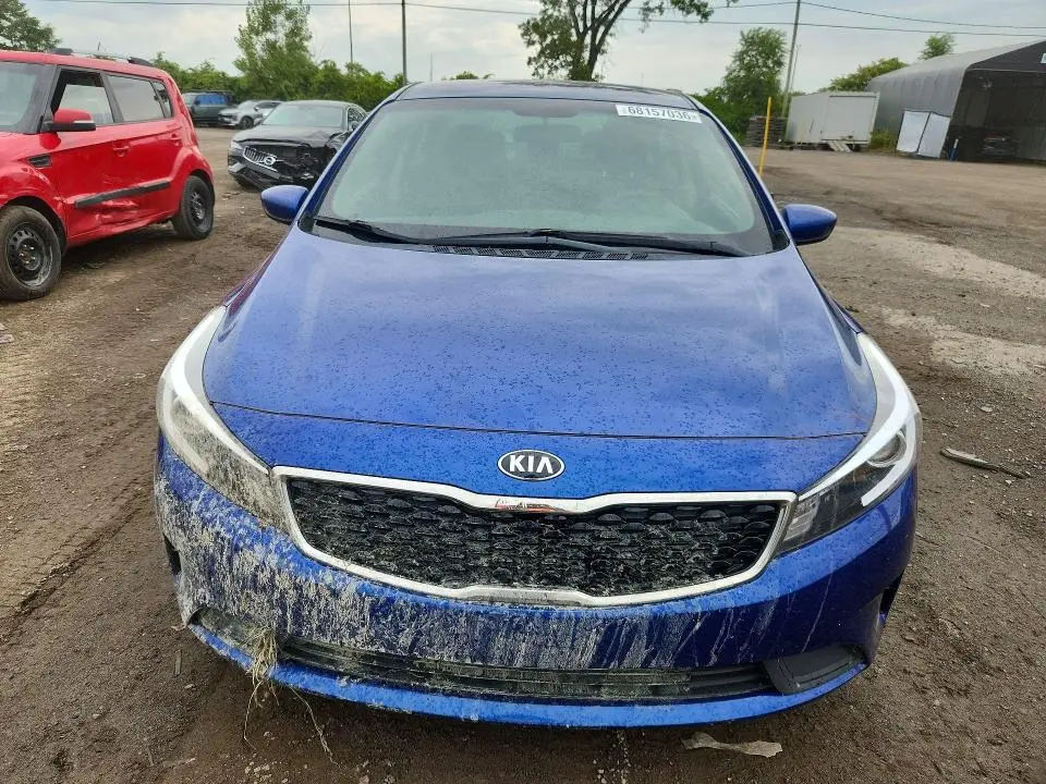 2017 KIA FORTE LX  