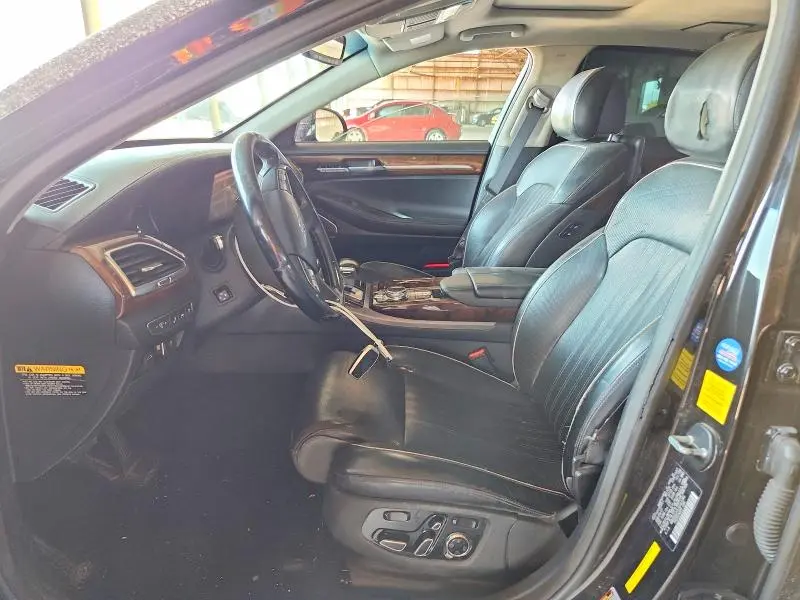2018 GENESIS G90 ULTIMATE  