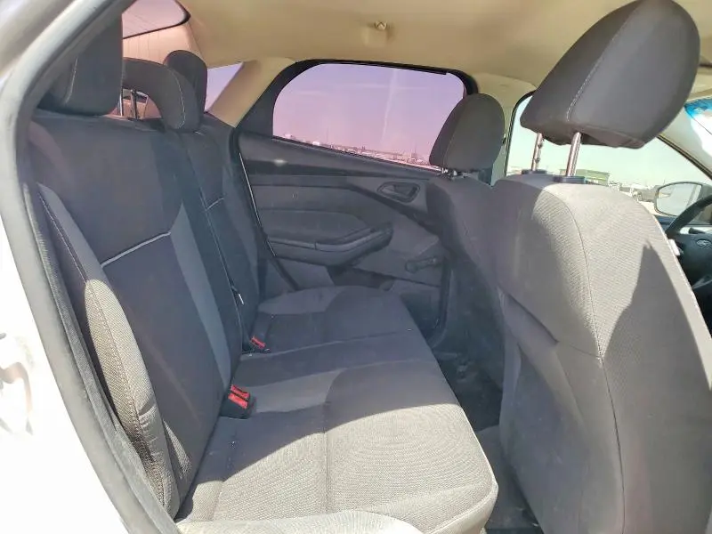 2012 FORD FOCUS SE  