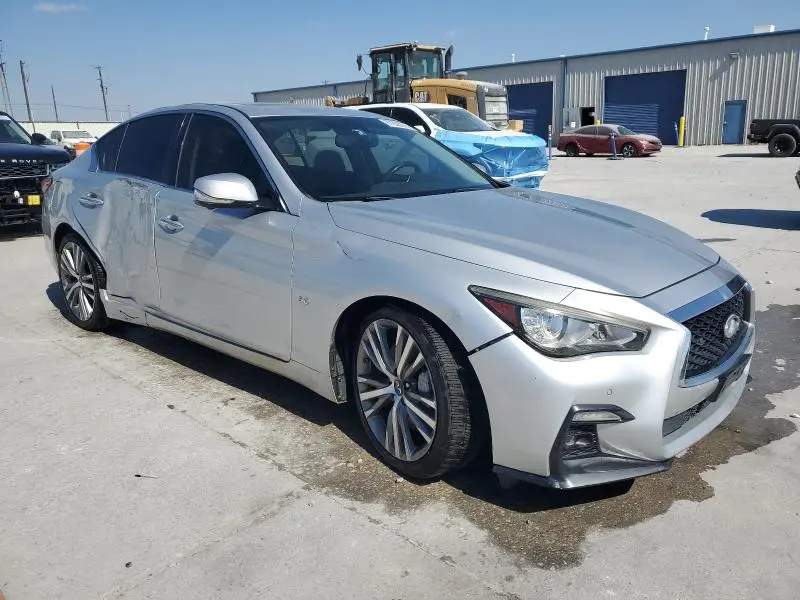 2018 INFINITI Q50 LUXE  