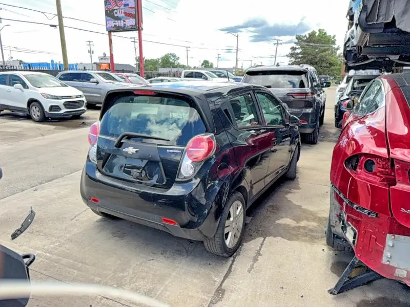 2014 CHEVROLET SPARK 1LT  