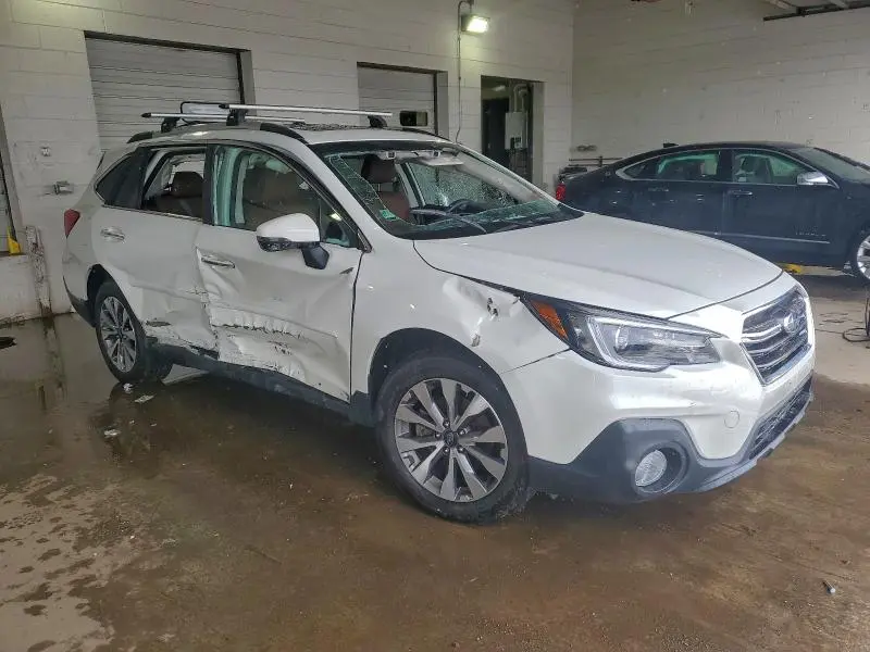 2019 SUBARU OUTBACK TOURING  