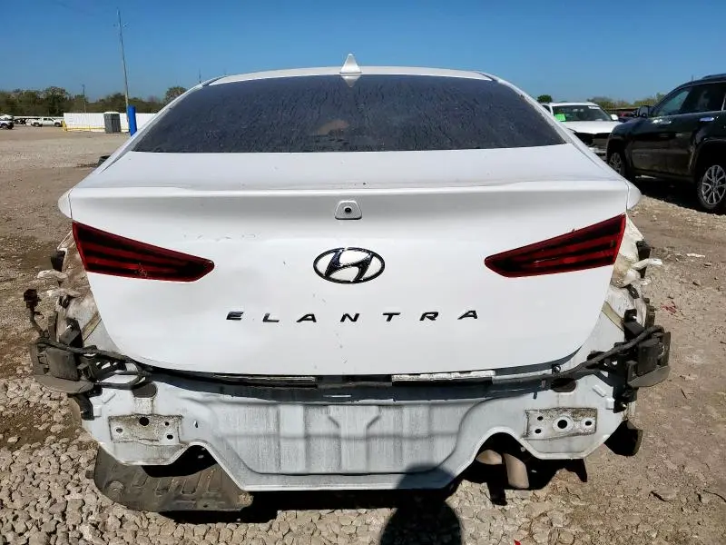 2019 HYUNDAI ELANTRA SEL  