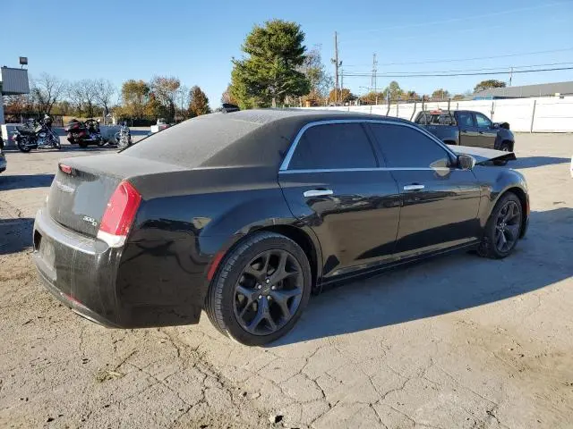 2019 CHRYSLER 300C   