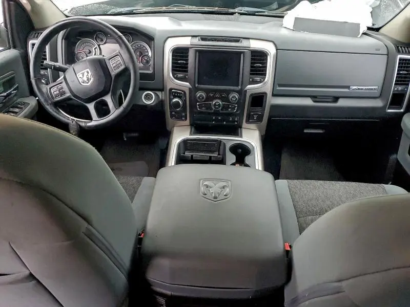 2019 RAM 1500 CLASSIC SLT  