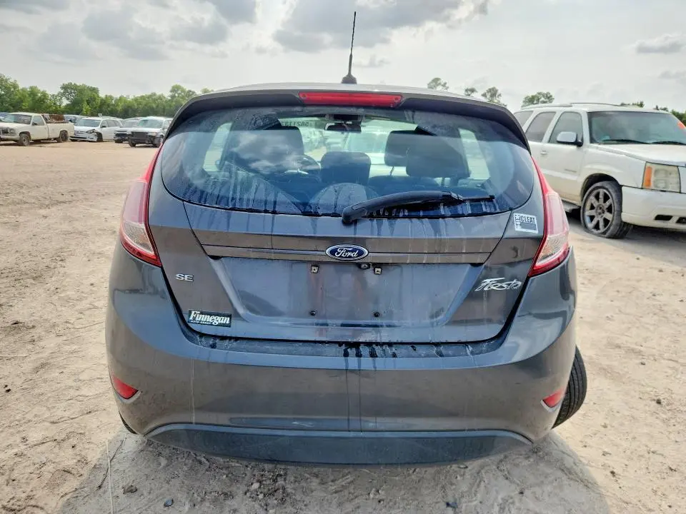 2018 FORD FIESTA SE  