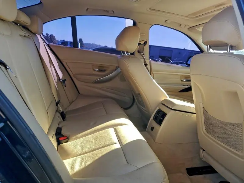2013 BMW 328 I SULEV  