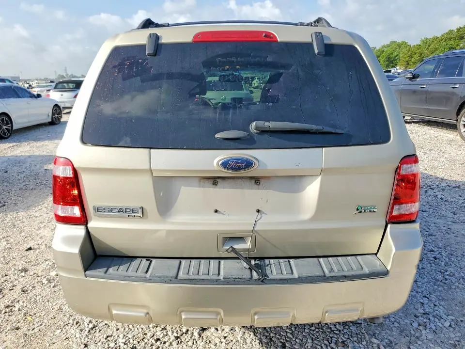2011 FORD ESCAPE XLT  