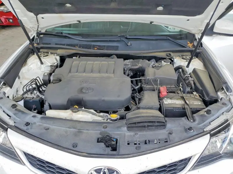 2014 TOYOTA CAMRY SE V6  